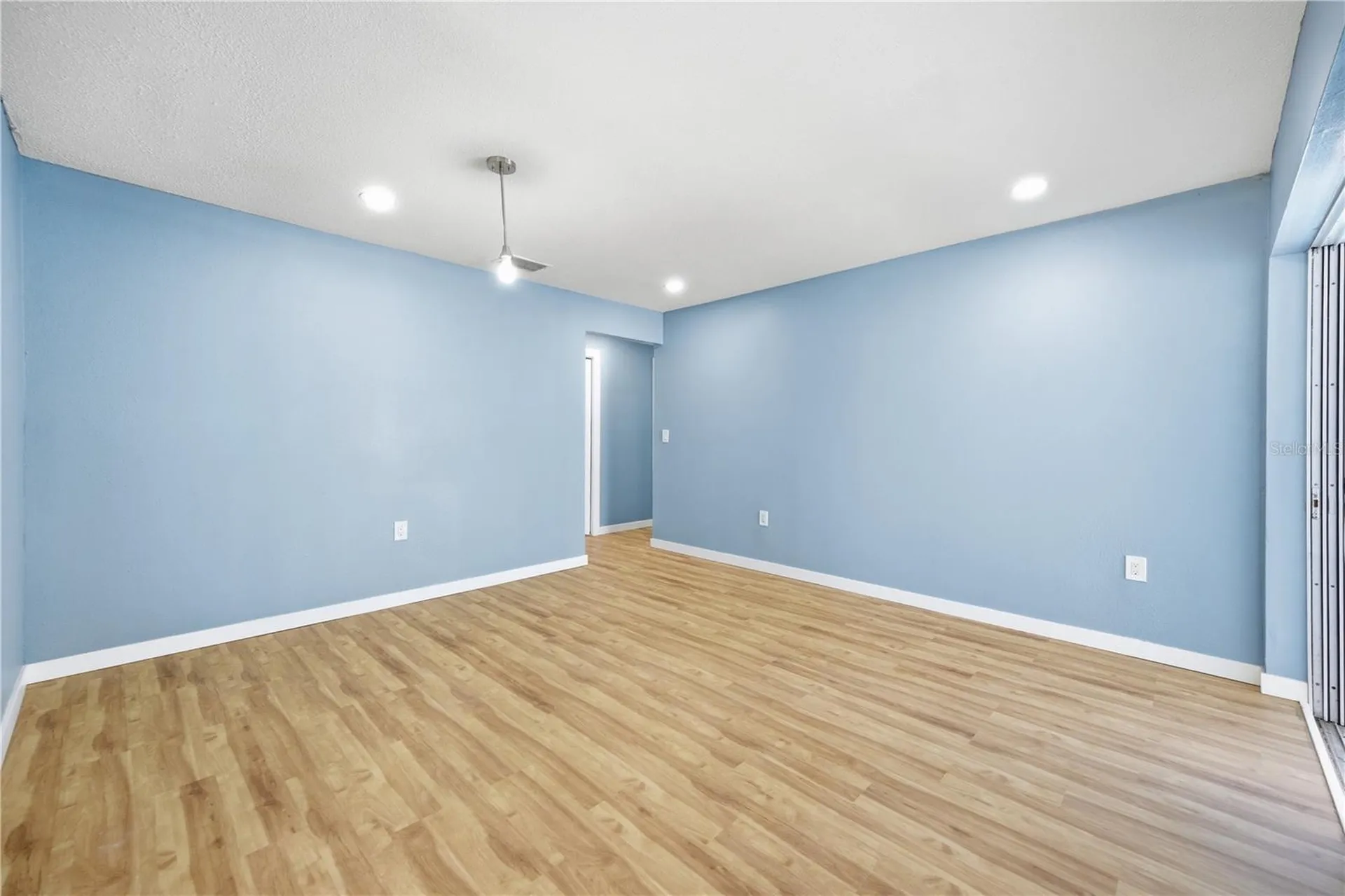 5920 Denver Street NE St Petersburg FL 33703