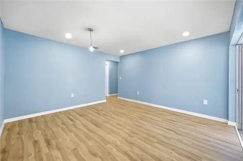 5920 Denver Street NE St Petersburg FL 33703