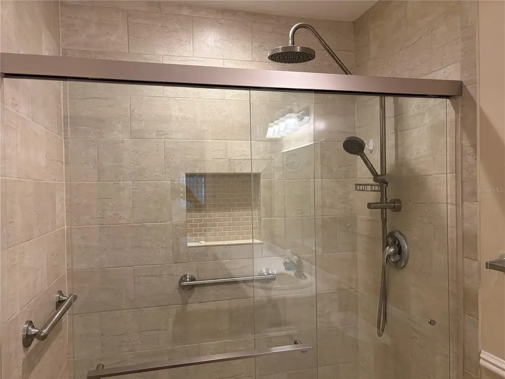 2465 Northside Drive Clearwater FL 33761
