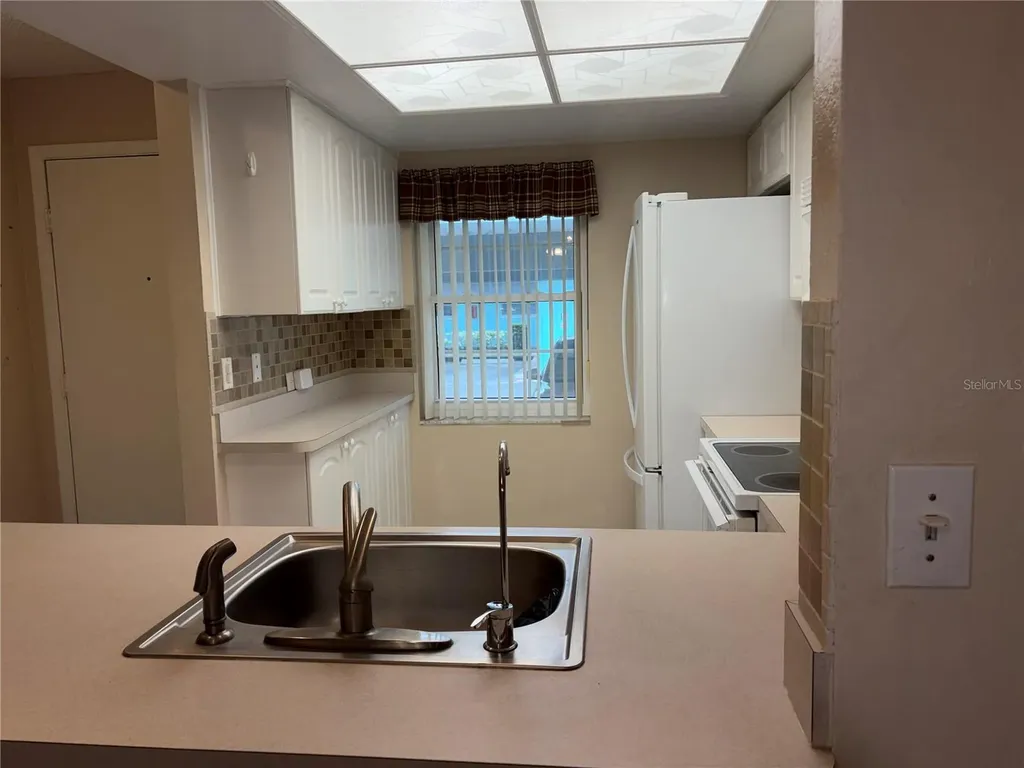 2465 Northside Drive Clearwater FL 33761