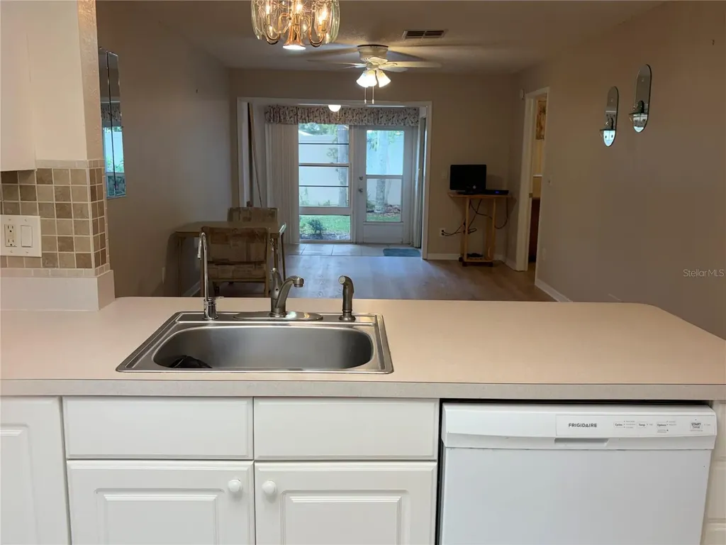 2465 Northside Drive Clearwater FL 33761