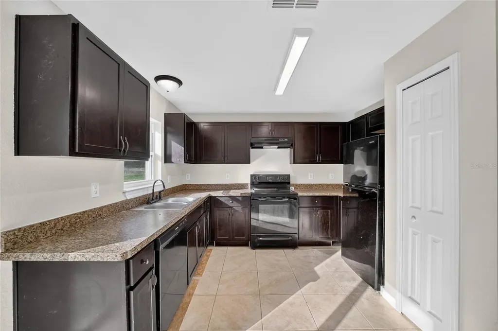 16993 SW 20 Court Road Ocala FL 34473