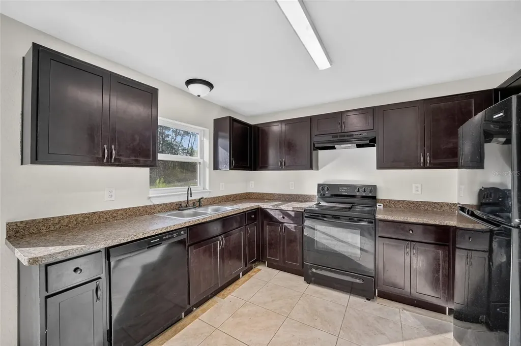 16993 SW 20 Court Road Ocala FL 34473