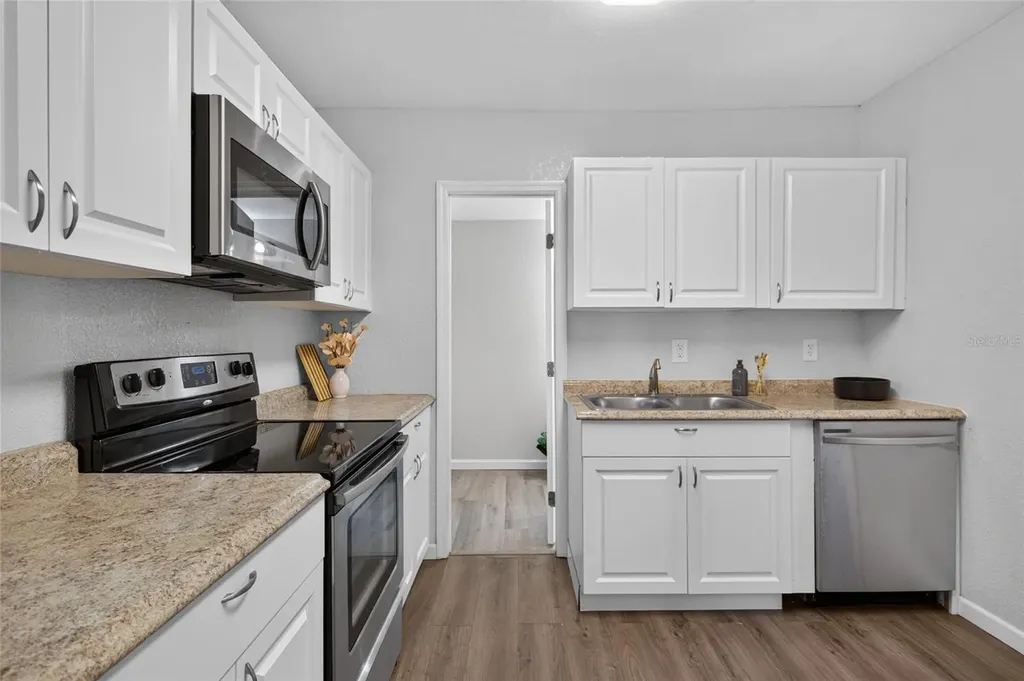 411 12th Avenue E Bradenton FL 34208