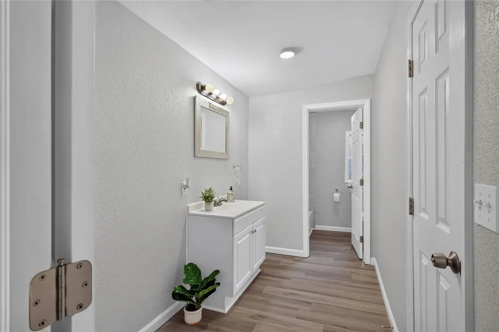 411 12th Avenue E Bradenton FL 34208