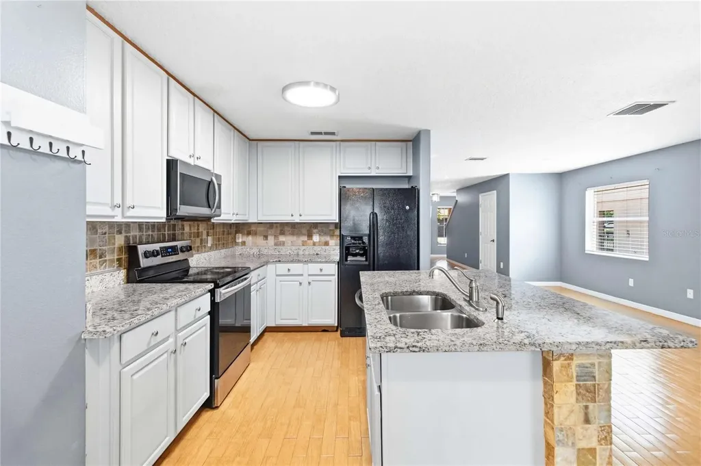 2825 Cliffe Court Oviedo FL 32765