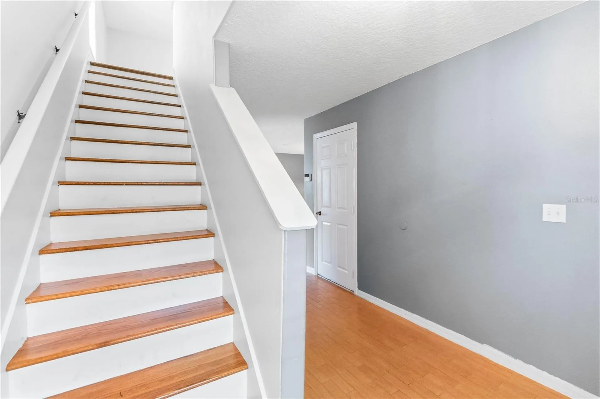 2825 Cliffe Court Oviedo FL 32765