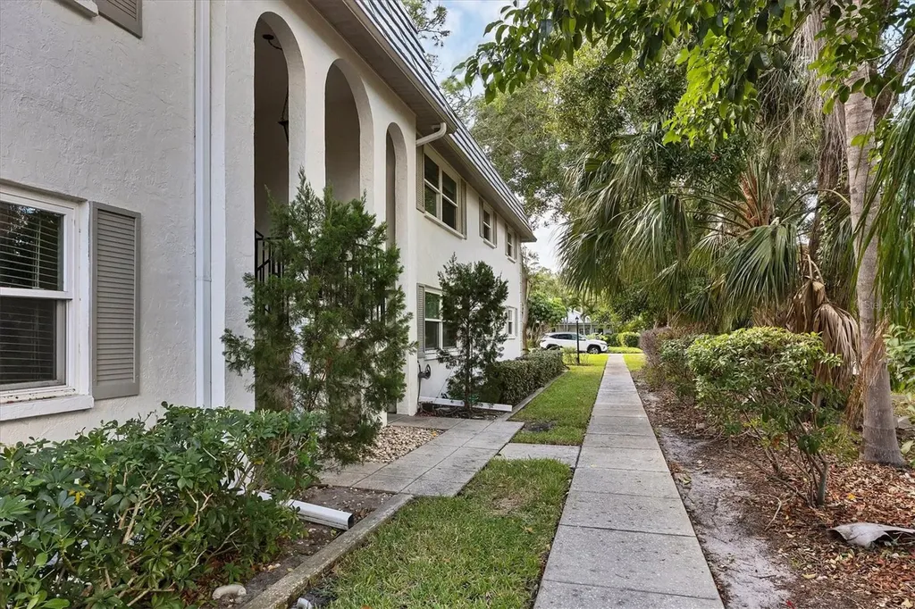 5800 Hollywood Boulevard Sarasota FL 34231