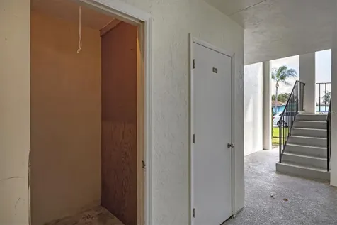 5800 Hollywood Boulevard Sarasota FL 34231