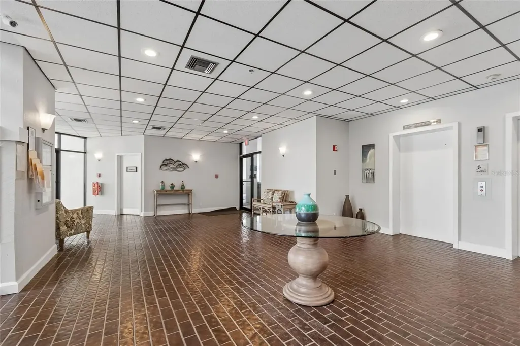6265 Sun Boulevard St Petersburg FL 33715