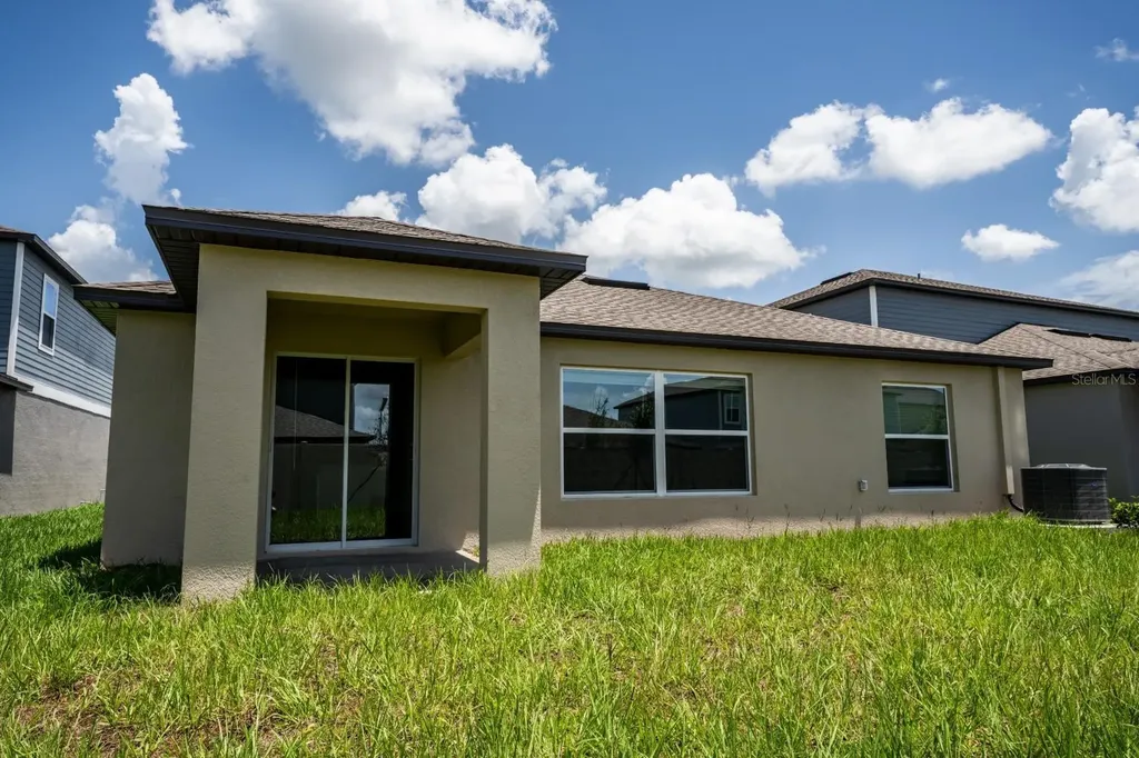 22430 Blazing Star Land O Lakes FL 34637