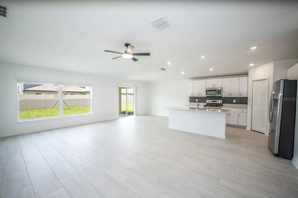 22430 Blazing Star Land O Lakes FL 34637