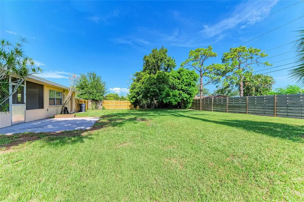4404 18th Avenue W Bradenton FL 34209