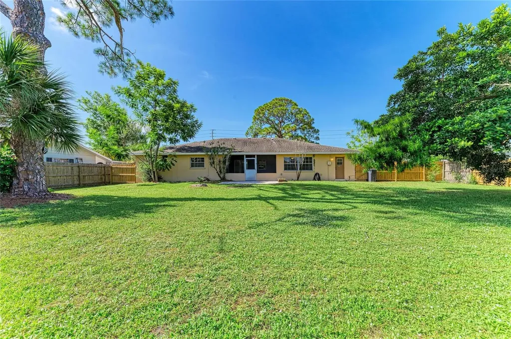4404 18th Avenue W Bradenton FL 34209