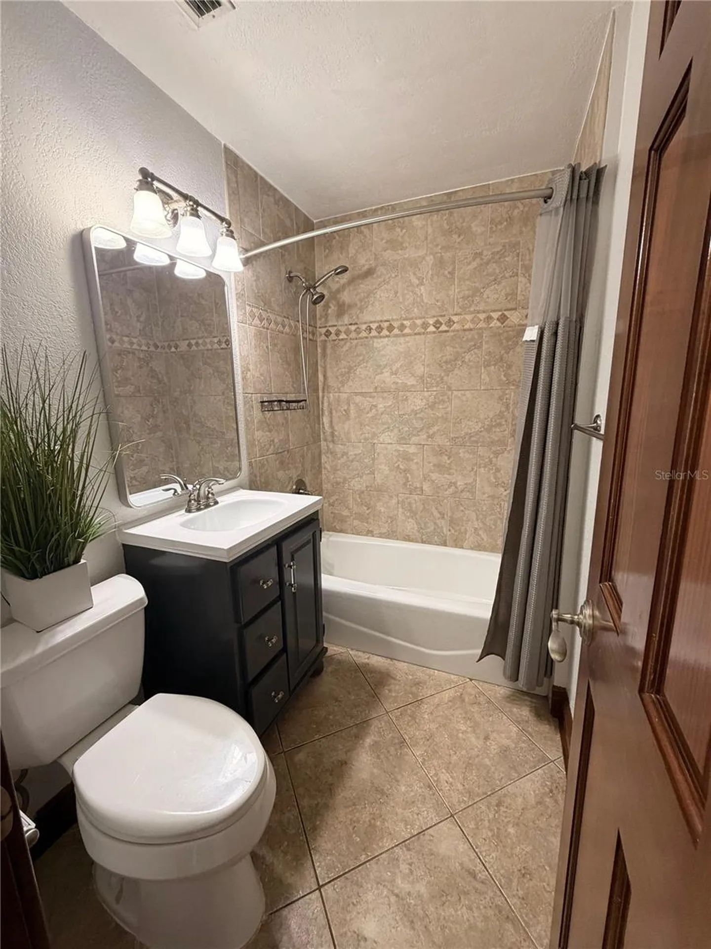 1150 Magnolia Drive Altamonte Springs FL 32714