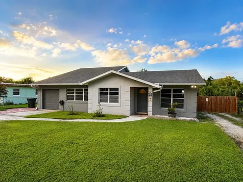 1150 Magnolia Drive Altamonte Springs FL 32714