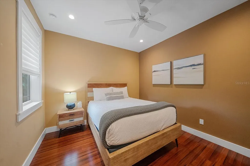 2395 Hyde Park Street Sarasota FL 34239