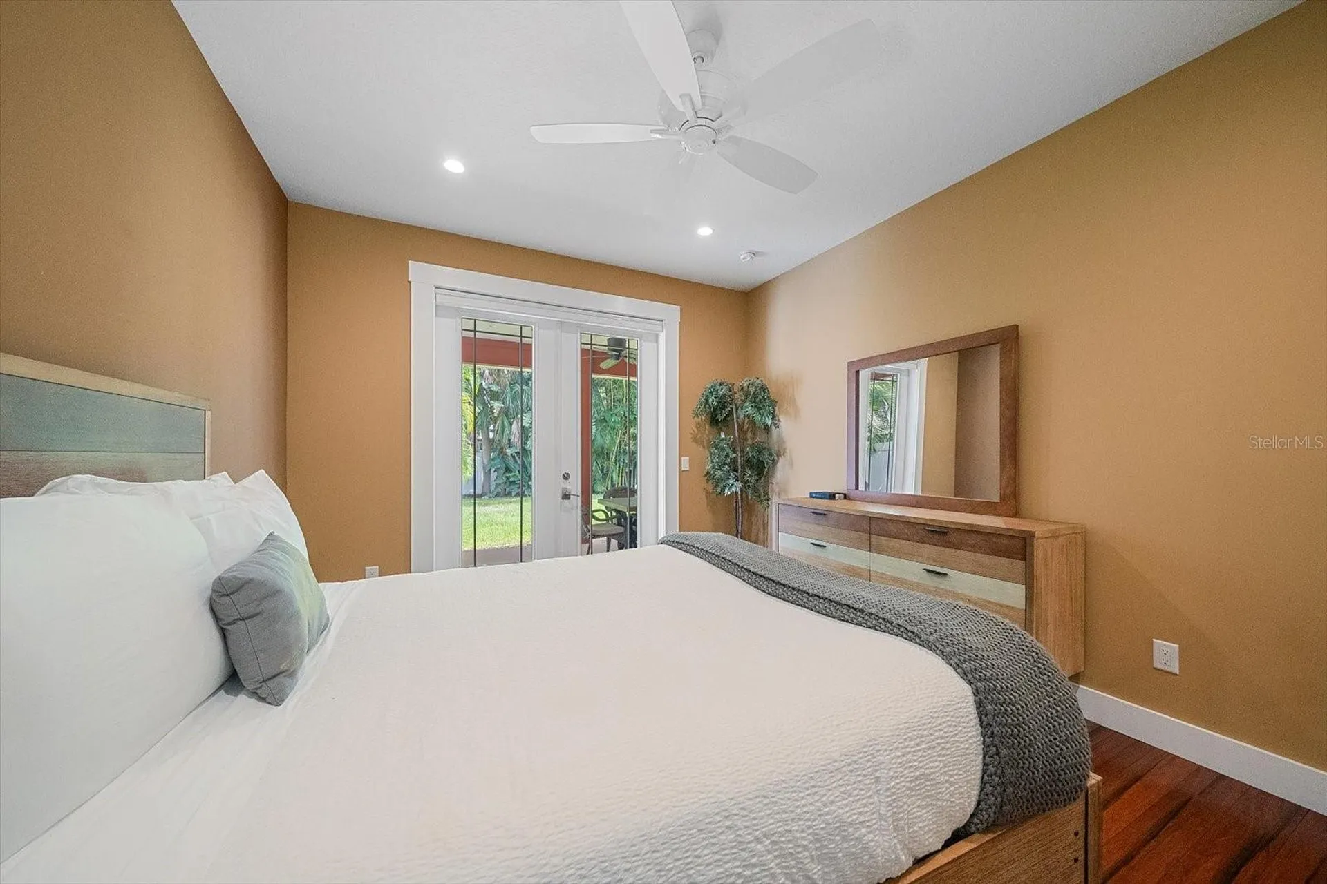 2395 Hyde Park Street Sarasota FL 34239