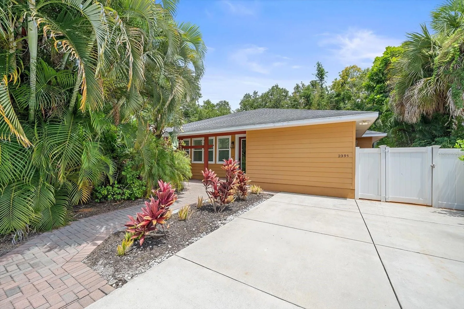 2395 Hyde Park Street Sarasota FL 34239