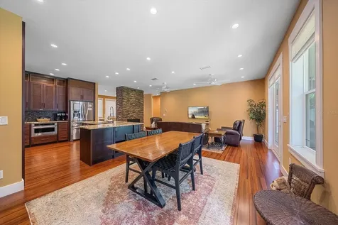 2395 Hyde Park Street Sarasota FL 34239