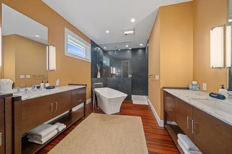 2395 Hyde Park Street Sarasota FL 34239