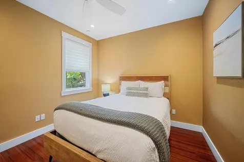 2395 Hyde Park Street Sarasota FL 34239