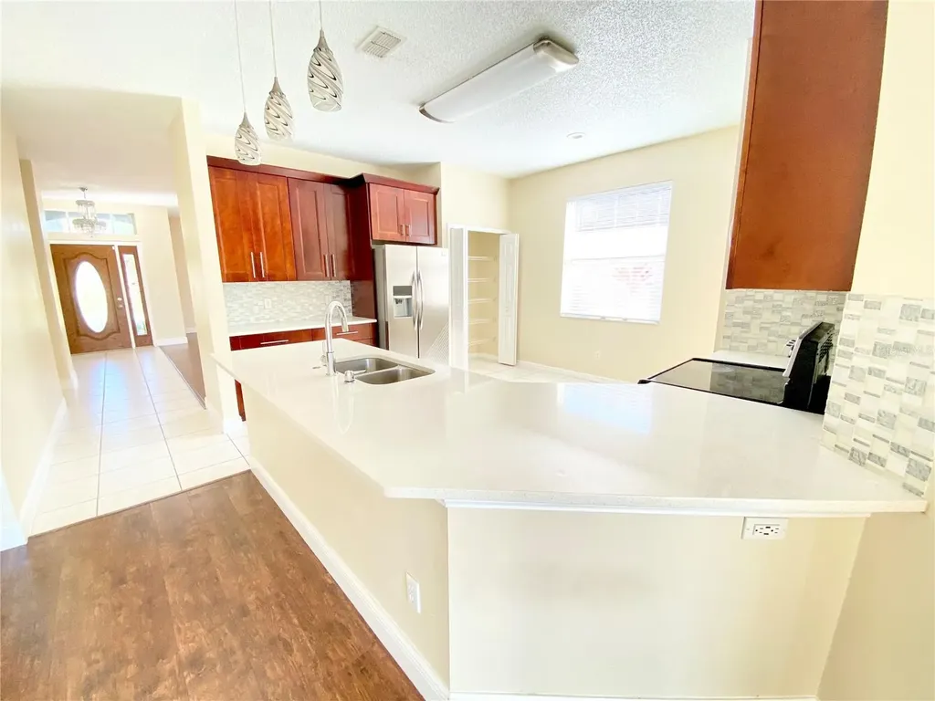 729 Tuten Trail Orlando FL 32828
