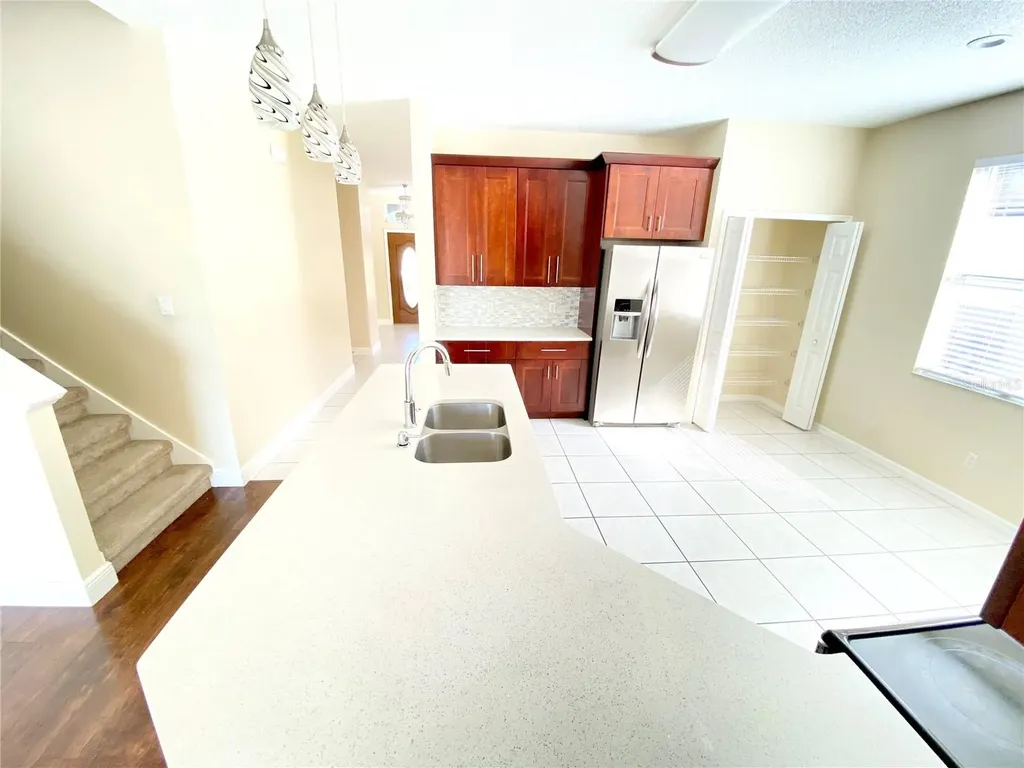 729 Tuten Trail Orlando FL 32828