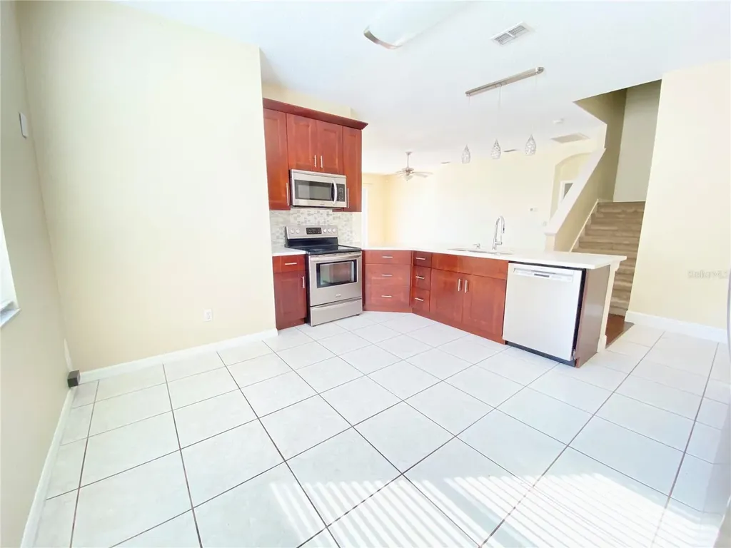 729 Tuten Trail Orlando FL 32828