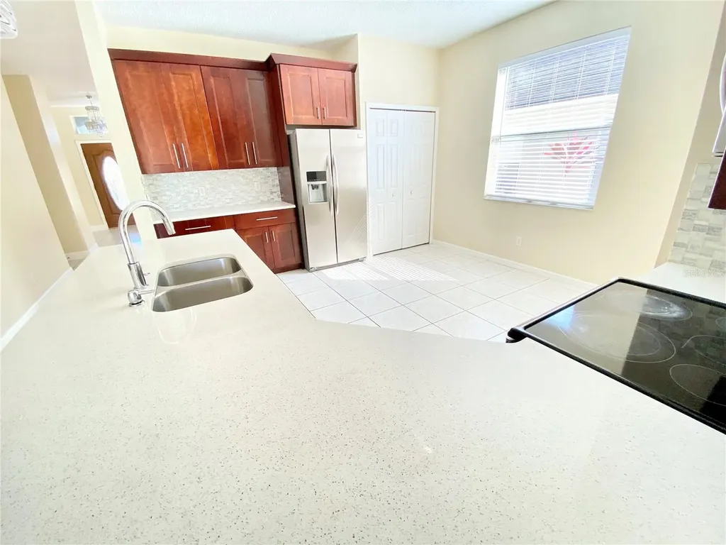 729 Tuten Trail Orlando FL 32828