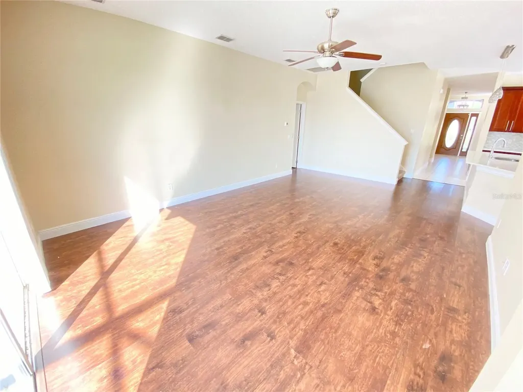729 Tuten Trail Orlando FL 32828