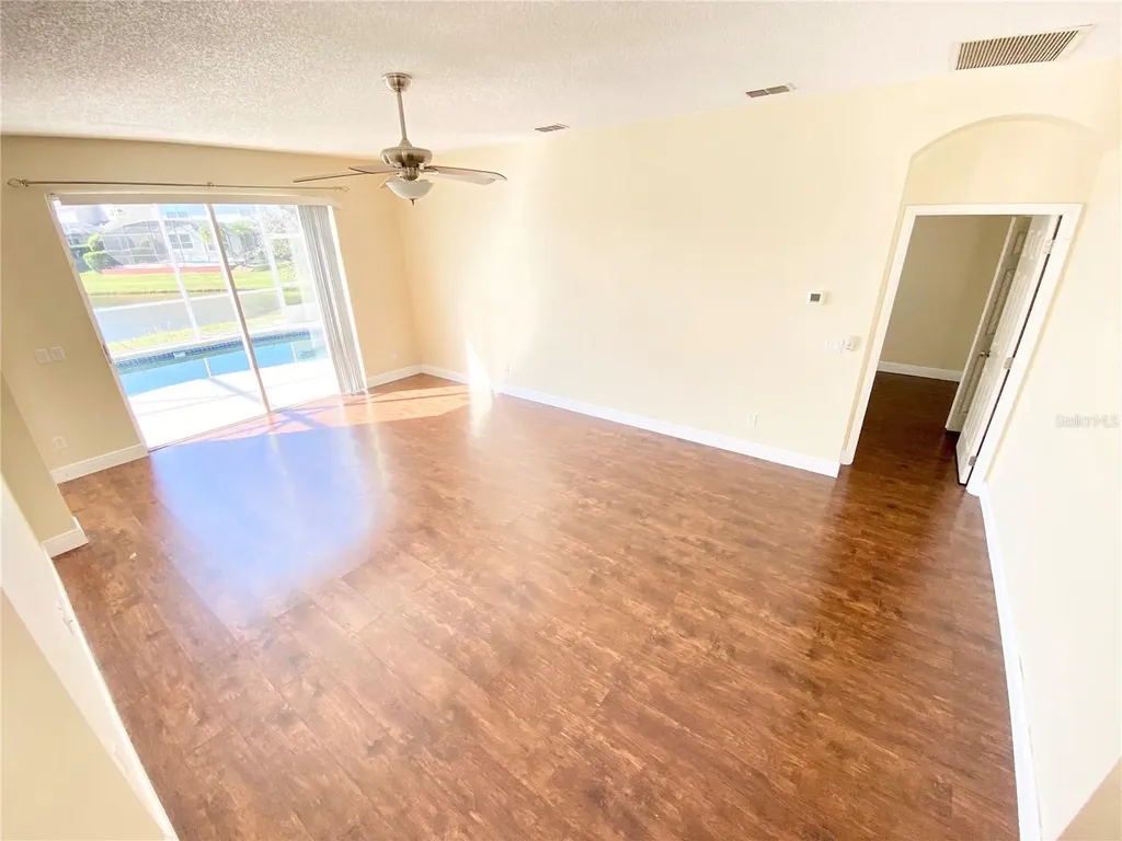 729 Tuten Trail Orlando FL 32828