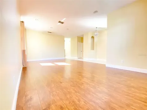 729 Tuten Trail Orlando FL 32828