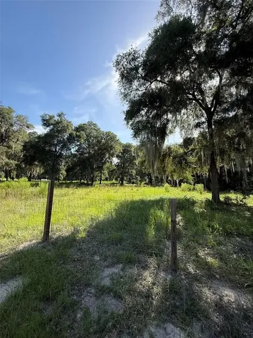 13726 SE 8 Court Ocala FL 34480