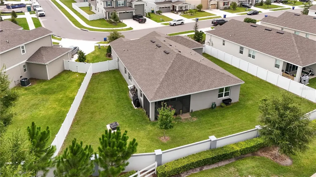 3625 Sublett Loop Tavares FL 32778