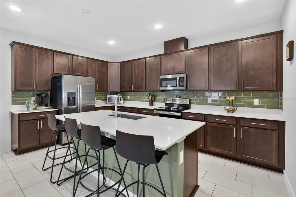 3625 Sublett Loop Tavares FL 32778