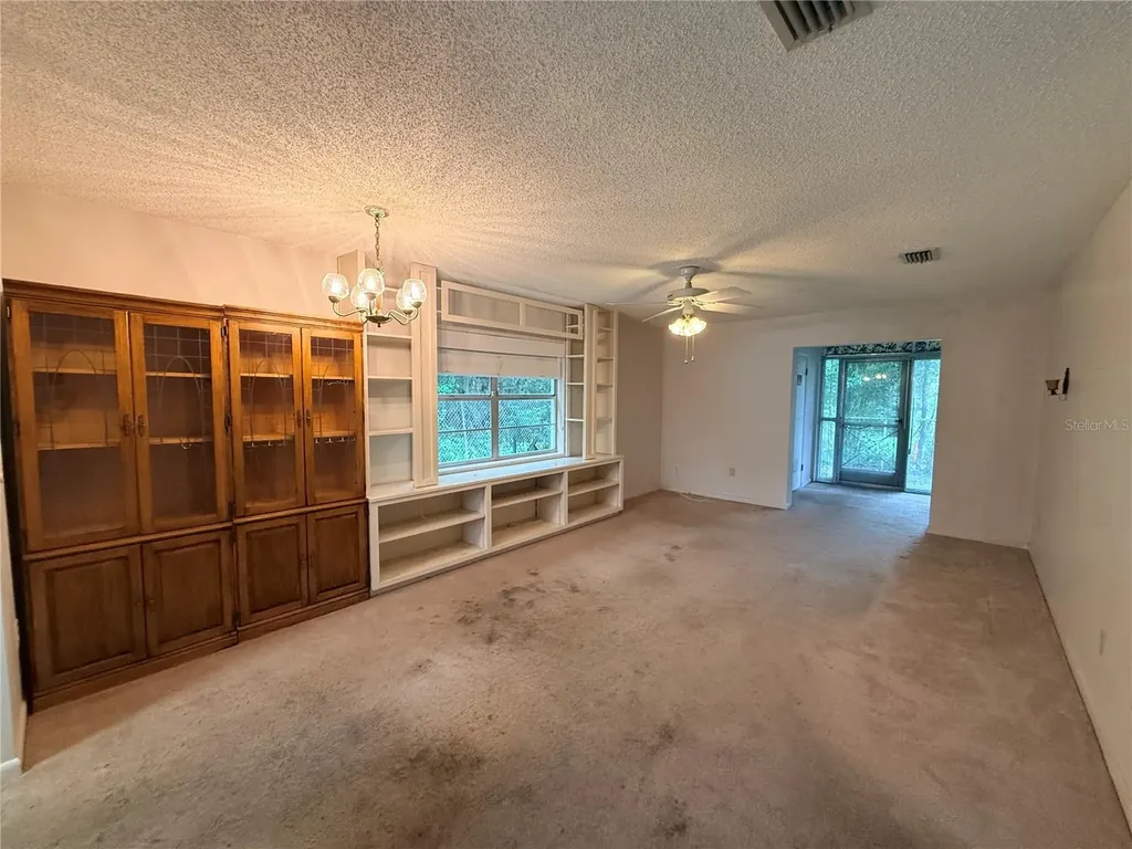 155 N Hill Avenue Deland FL 32724