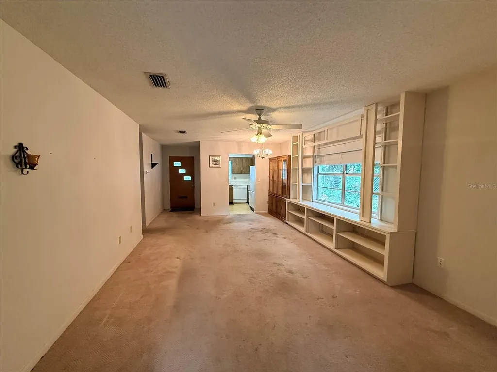 155 N Hill Avenue Deland FL 32724
