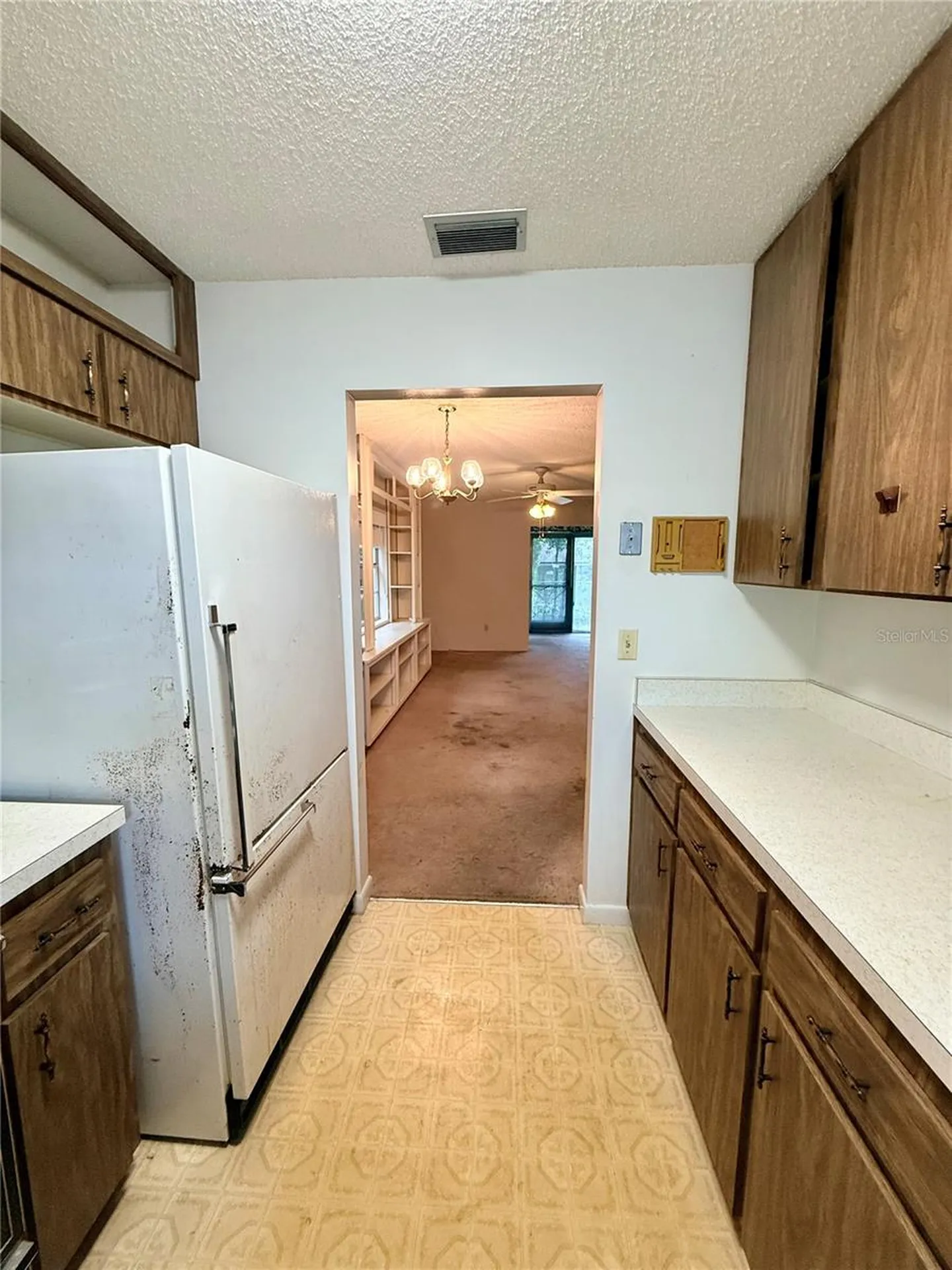 155 N Hill Avenue Deland FL 32724