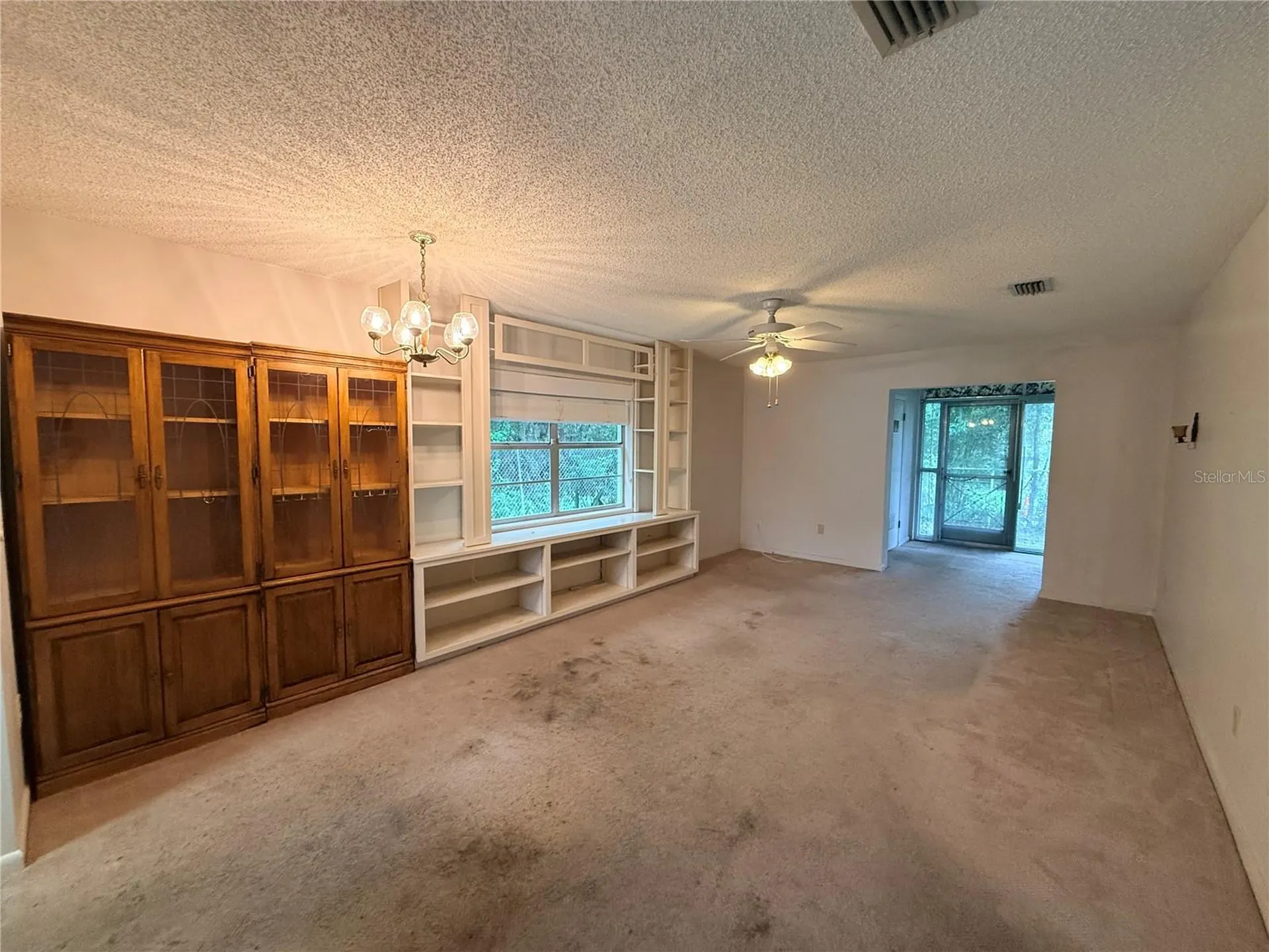 155 N Hill Avenue Deland FL 32724