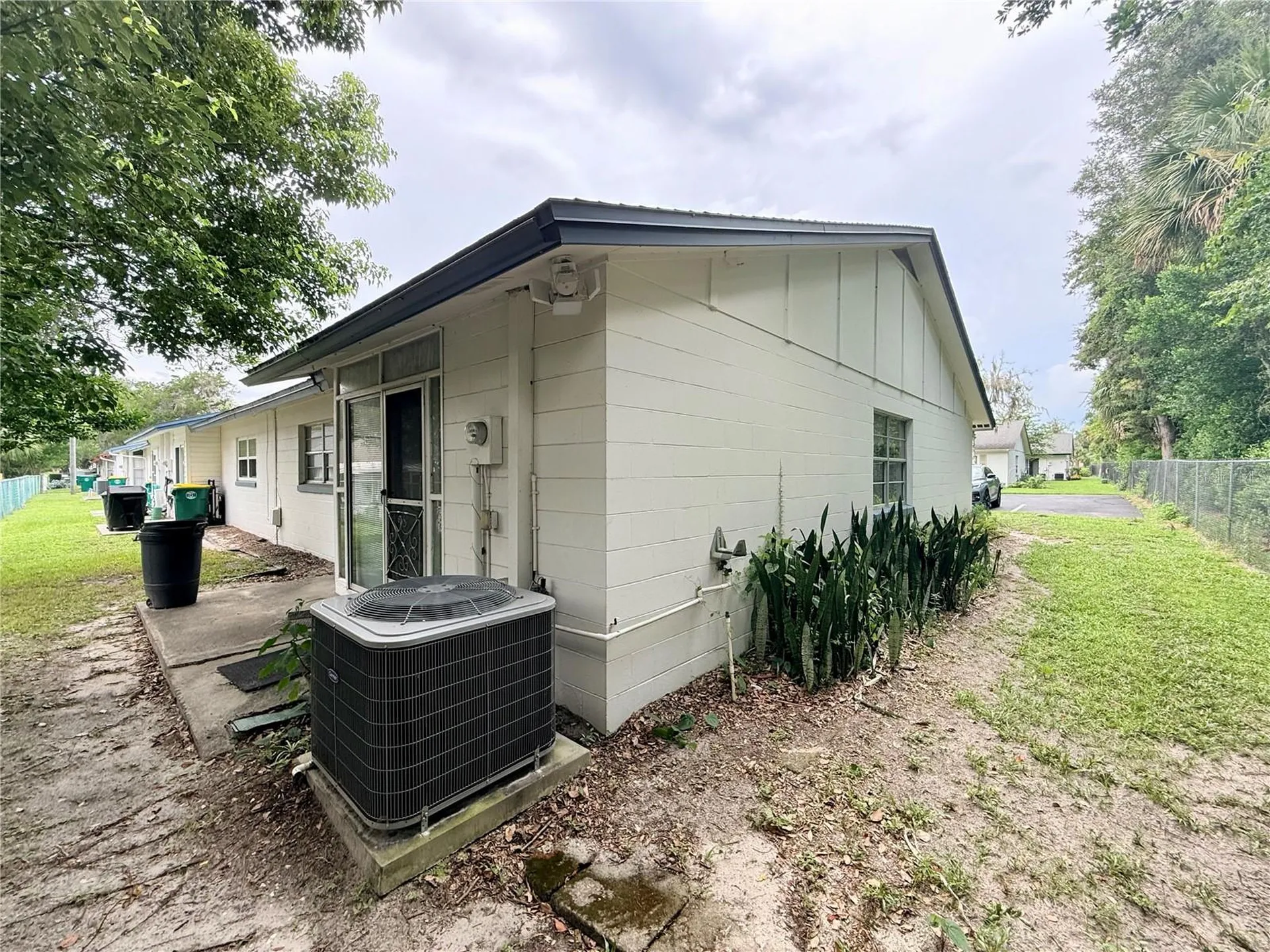 155 N Hill Avenue Deland FL 32724