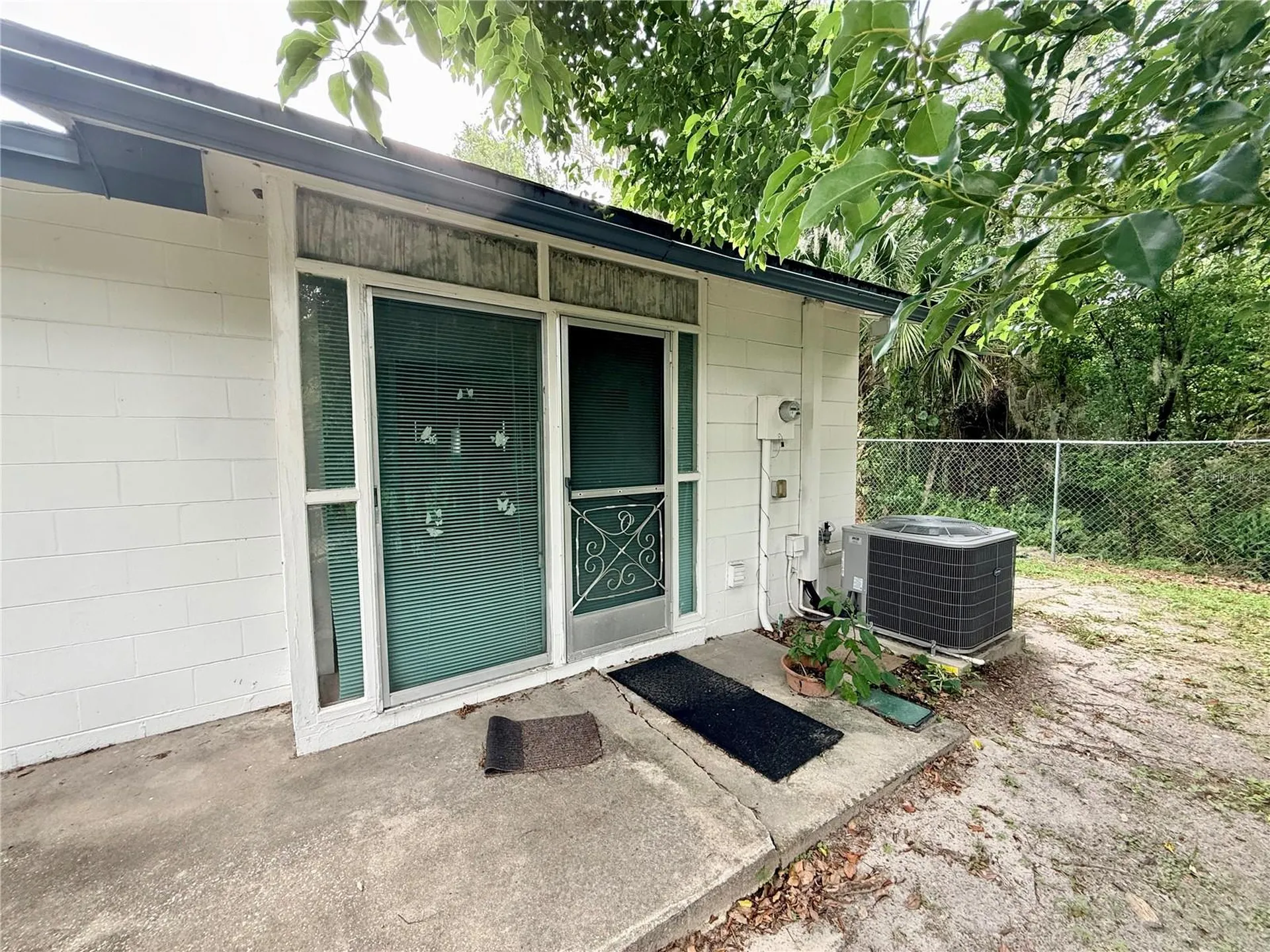 155 N Hill Avenue Deland FL 32724