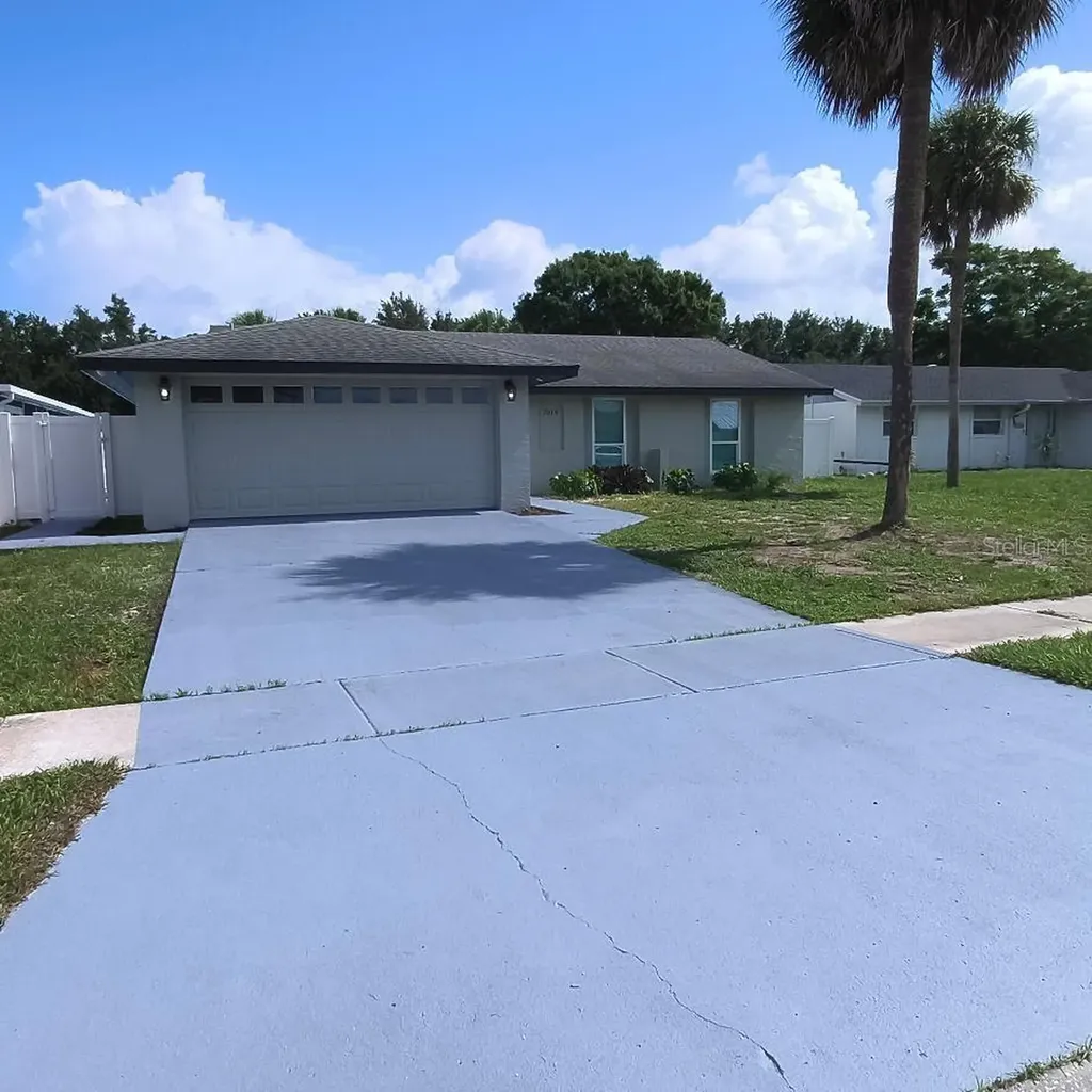 7019 Fountain Avenue Tampa FL 33634