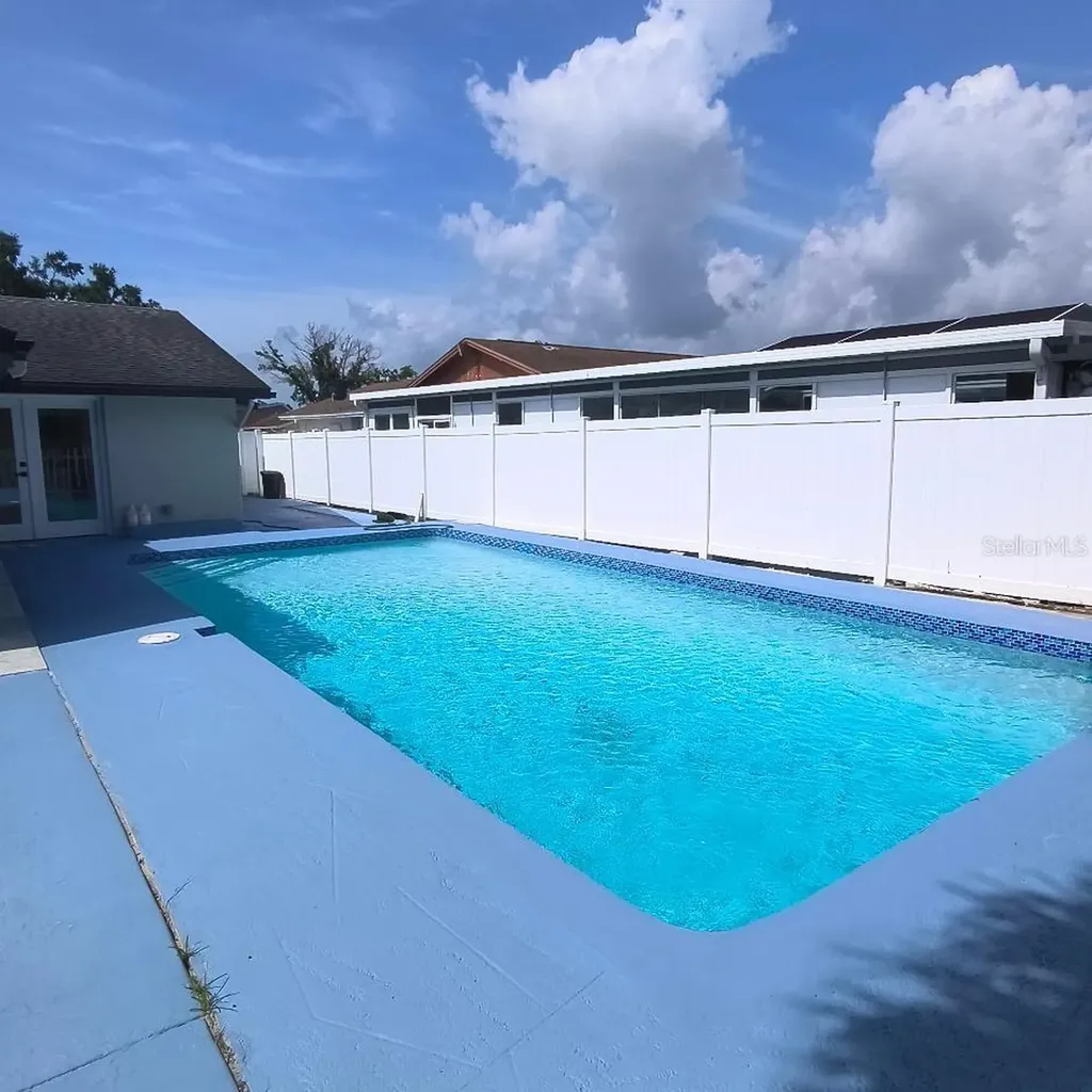 7019 Fountain Avenue Tampa FL 33634