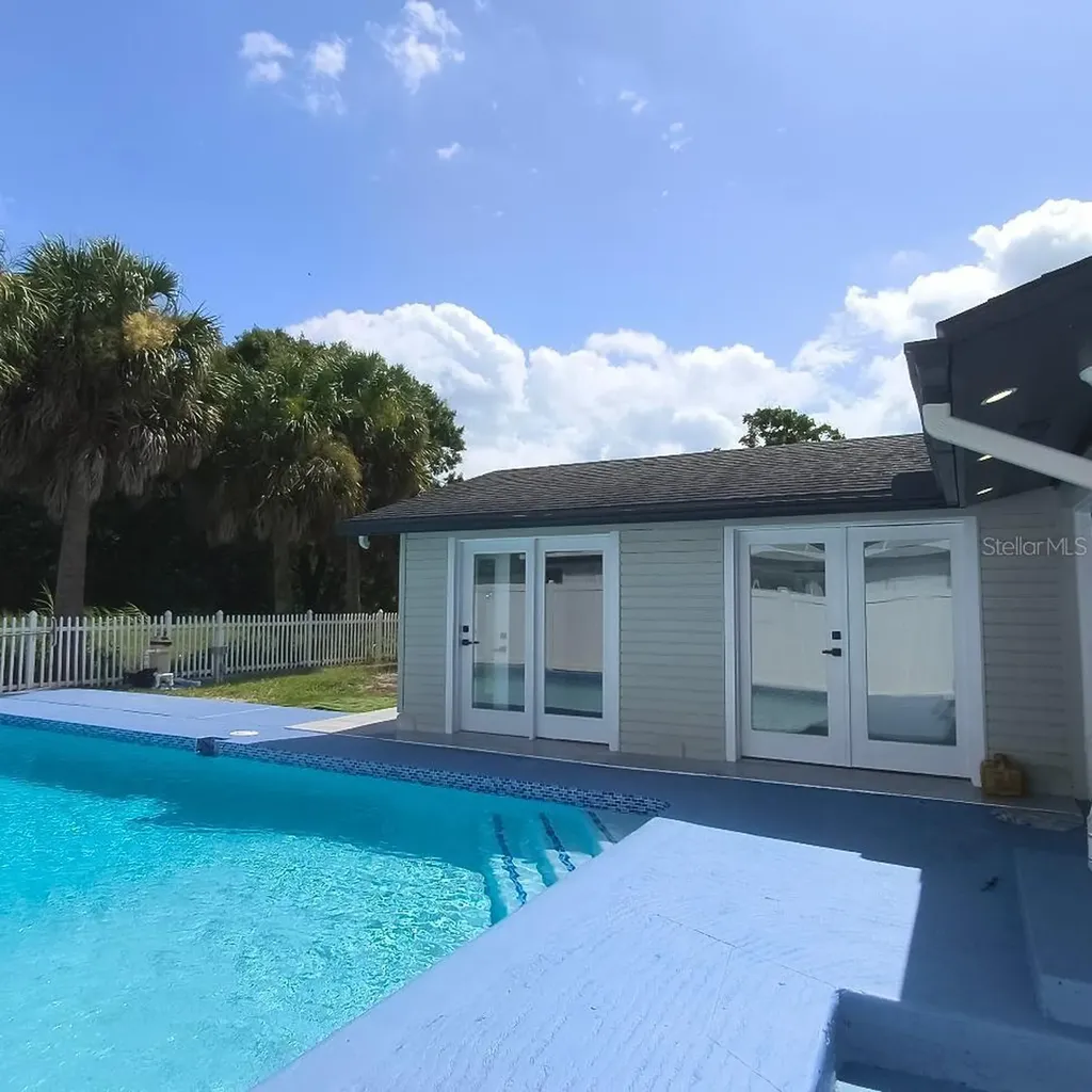 7019 Fountain Avenue Tampa FL 33634