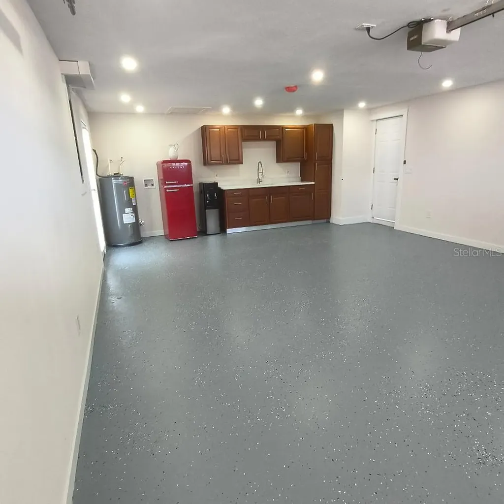 7019 Fountain Avenue Tampa FL 33634