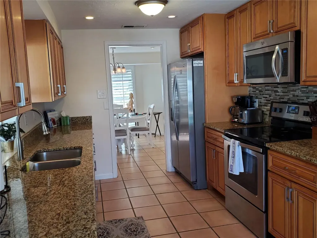 2745 Cardwell Way Sarasota FL 34231