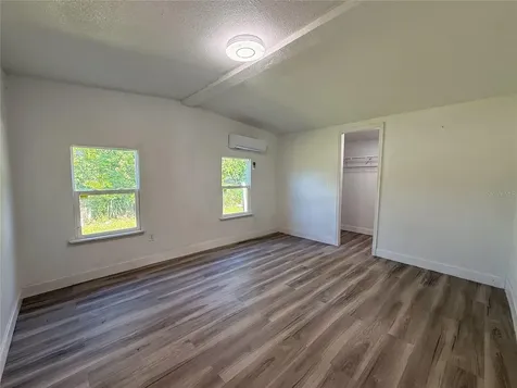 18920 3rd Avenue Orlando FL 32820