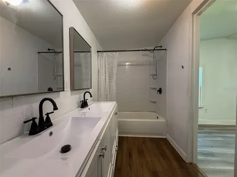 18920 3rd Avenue Orlando FL 32820