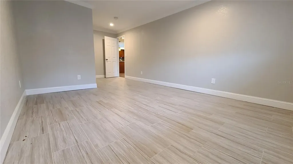 1718 Cardinal Drive Clearwater FL 33759